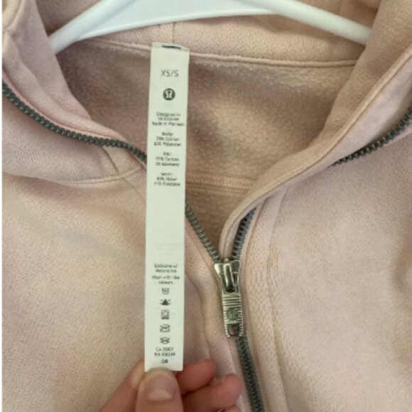 Lululemon Scuba Hoodie - Picture 5 of 6